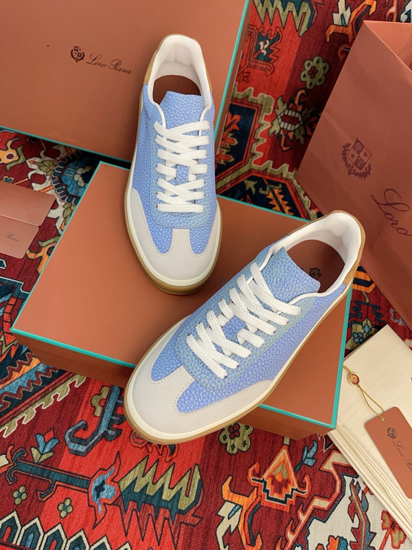 スーパーコピーブランド靴背面デザイン